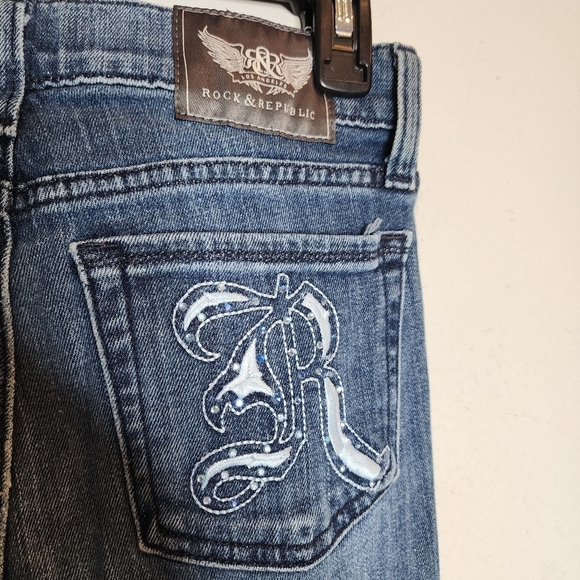 Rock & Republic Stella straight jeans. Embellished pockets. Women's size 26 - Picture 2 of 16